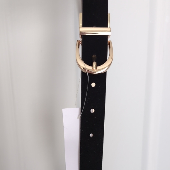 LOFT Medium Gold Buckle Black / Gold Reversible Belt NWT - Picture 5 of 5